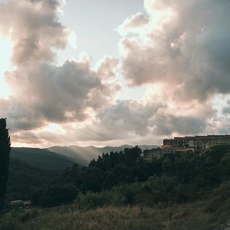 Il Cantuccio Di Monteverdi Marittimo, Borgo Di Canneto Canneto  外观 照片